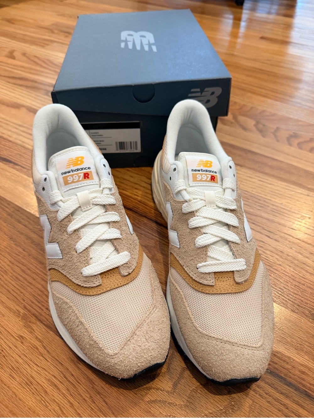 New Balance 997R Men's Sneakers - Beige Tan White